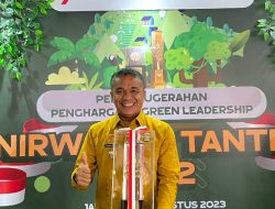Wali Kota Palu Terima Penghargaan Perumusan dan Penerapan Kebijakan Pembangunan Berkelanjutan