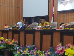 Diwarnai Silang Pendapat, Rapat Paripurna DPRD Palu Berujung Senyuman