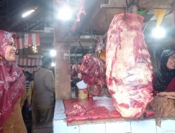 Daging Sapi di Pasar Masomba dan Manonda Layak Konsumsi