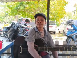 Balada Mangge Emil Karambangan, Dari Ngamen Hingga Kuliahkan Anak