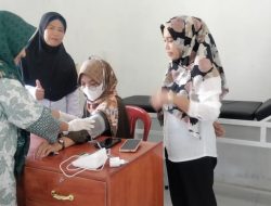 Pelayanan Sejuta Akseptor di Desa Sindosa
