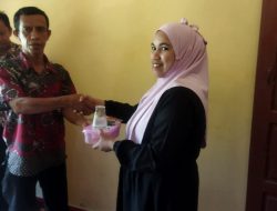 BKKBN Sulteng Sambangi Dapur Dashat dan Bagikan PMT di Desa Taripa