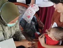 TPK Dampingi Pemberian Suntikan Imunisasi Bagi Balita Desa Loli Dondo