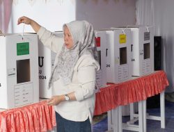 Pemilu 2024, Wawali Palu Nyoblos di TPS Kelurahan Lere