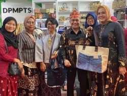 Stand Pameran UMKM Kota Palu di Balikpapan Diserbu Pengunjung