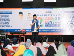 Anwar Hafid Komitmen Alokasikan Anggaran Khusus Untuk Camat dan Aparat Desa 