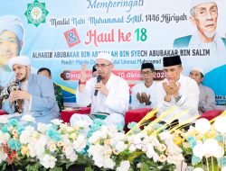 Hadiri Haul di Desa Donggulu, Anwar-Reny Komitmen Sejahterakan Sulteng