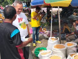 Blusukan ke Pasar Maranatha, Rizal Intjenae Dengarkan Aspirasi Pedagang