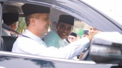 Menteri Transmigrasi Nyetir Sendiri Didampingi Gubernur Anwar Hafid