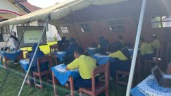 Siswa SMPN 2 Poso ANBK Menggunakan Tenda Darurat