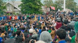 Gubernur Anwar Hafid dan Rusdy Mastura Duduk Bersama Ribuan Demonstran