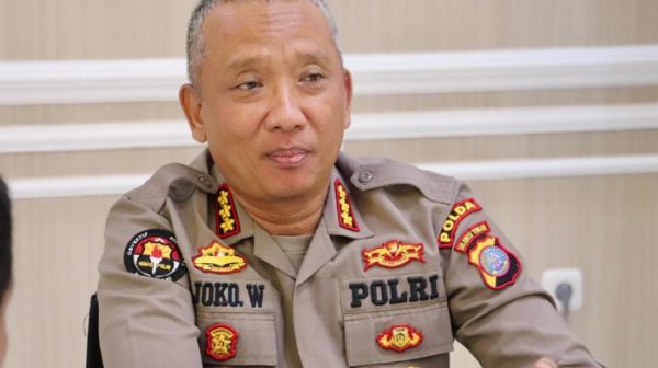 Viral Penggerebekan di Kayumalue, Polisi Ringkus Seorang Wanita Diduga Bandar Narkoba