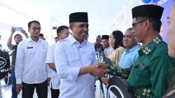 Gubernur Sulteng Serahkan 19 Unit Ambulance Untuk Rumah Ibadah dan Yayasan Keagamaan