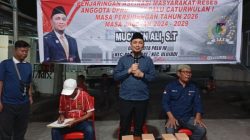 Unik ! Warga BTN Vila Mas Minta Handphone di Reses Muchsin Ali