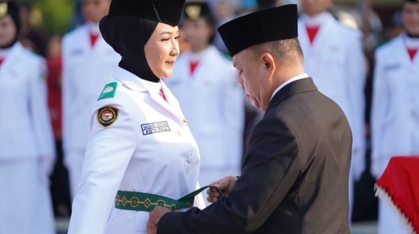 Wali Kota Palu Kukuhkan 53 Paskibraka Tahun 2026