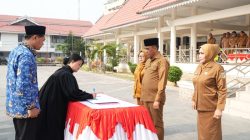 Gubernur Anwar Hafid Lantik 422 PNS Pemprov Sulteng